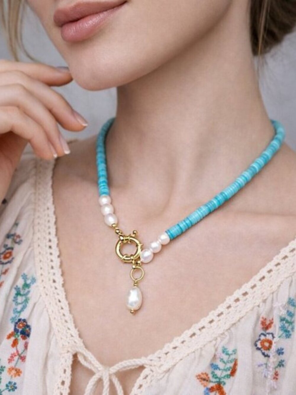 Turquoise Flat Bead and Freshwater Pearl Necklace 14K Gold Clasp Coastal 16" - Picture 3 of 12